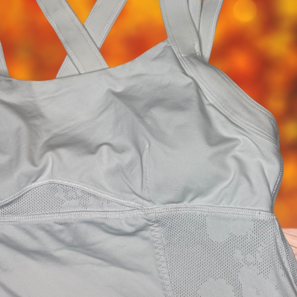 Lululemon Athletica Tank Top with Sports Bra - Picture 4 of 13